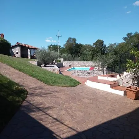 Event Garden With Pool And Wine Cellar * Sežana