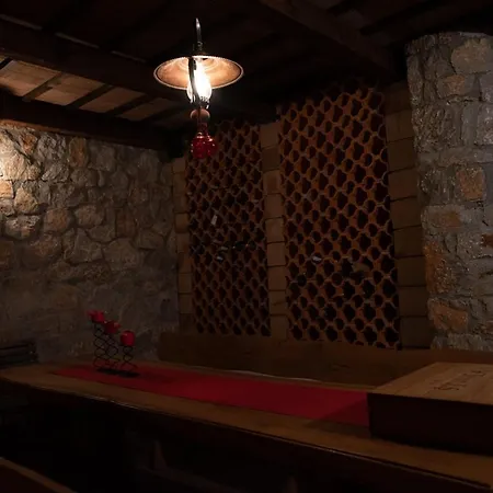 Event Garden With Pool And Wine Cellar Semesterbostad